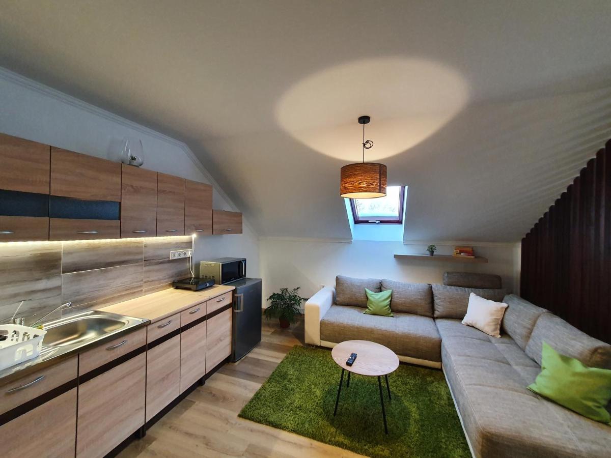 Reteskert Vendeghaz Es Apartman Белапатфальва Экстерьер фото